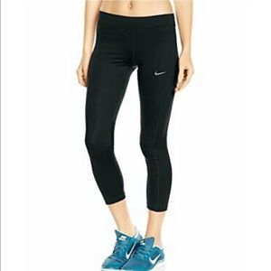 Nike Dri Fit Capri Legging